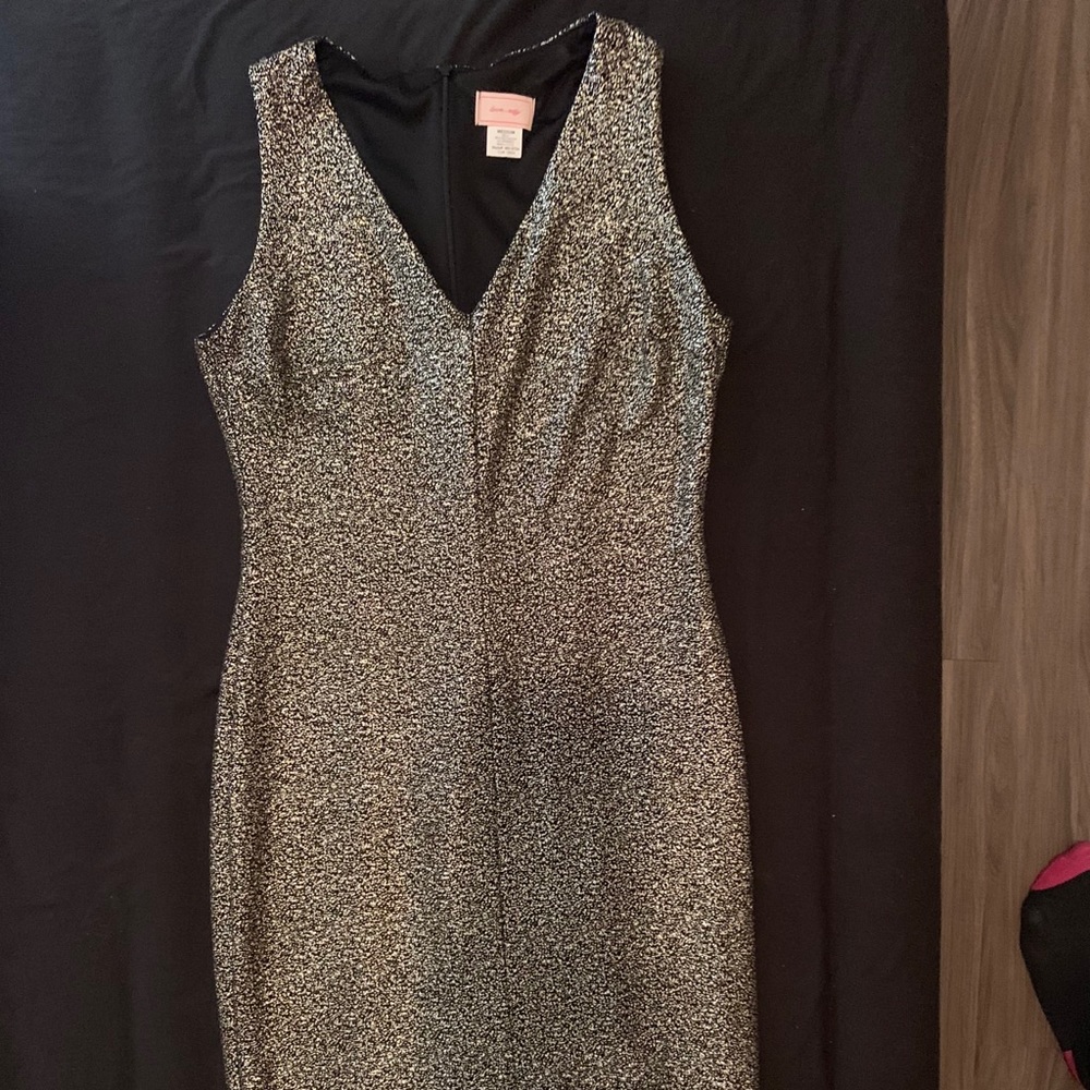 Love....Ady metallic front slit bodycon dress